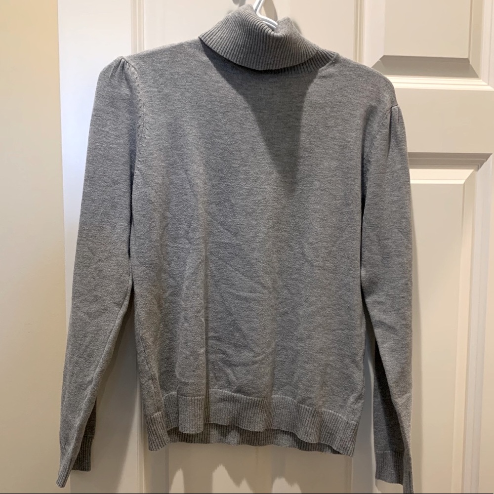 Classic Gray Turtleneck XL Stephanie Rogers
